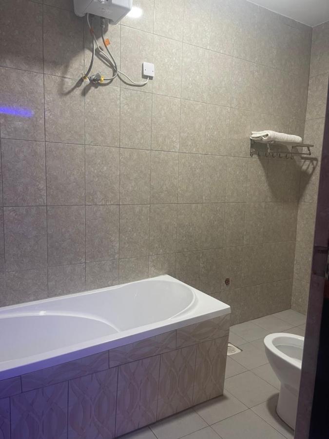 Bukandula Hotel 坎帕拉 外观 照片
